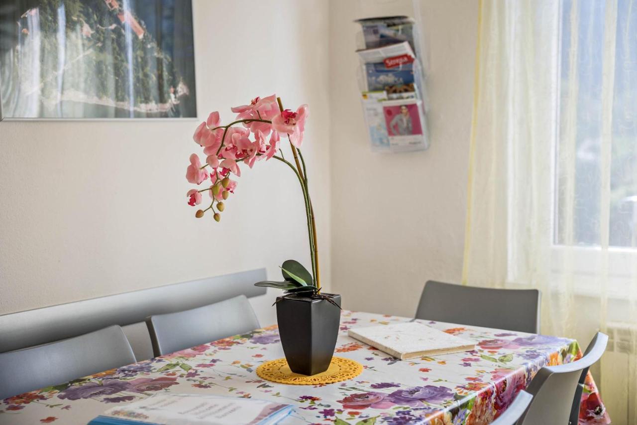 Casa Vacanza Elena San Bernardino Verbano Exteriör bild
